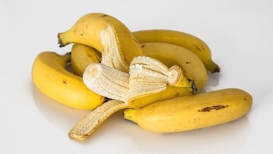 Así puedes conservar mucho más tus plátanos