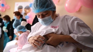 Hospital de Lima celebra maratón de extracción de leche materna: Promoción de la lactancia Materna