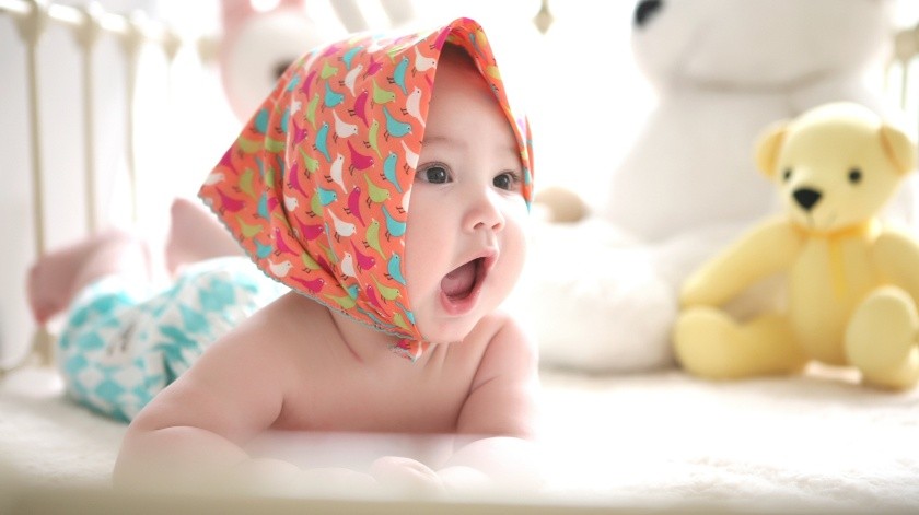 La OMS recomienda la lactancia exclusiva al menos los primeros 6 meses de vida de tu bebé.(Pexels)