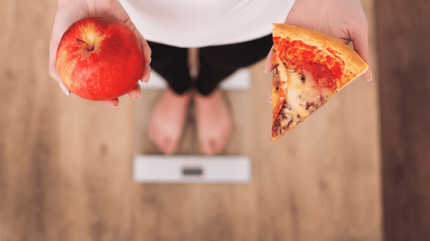 Es importante no martirizarse: si la mayor parte del tiempo nuestra alimentación es saludable, no debemos considerar a una porción de pizza como un desliz por el que debemos castigarnos .(Foto cedida por Open Comunicación)