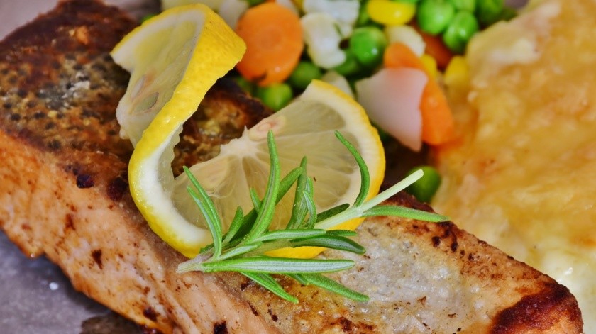 Antes de elegir la dieta pescetariana es recomendable que consultes con un especialista.(Pixabay)