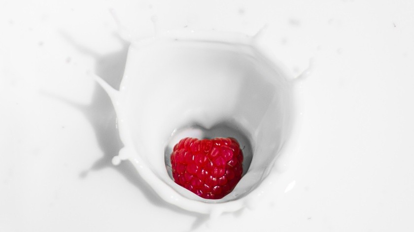 Para una variedad, substituya por cualquier otro jugo de fruta concentrado como de uva, frambuesa, piña o use yogur con fruta.(Pixabay)