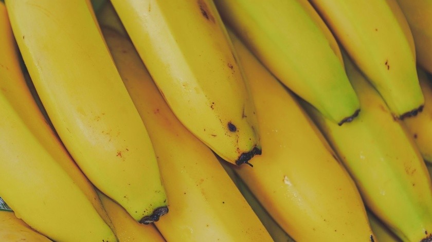A las bananas o plátanos les aparecen manchas marrones cuando ya maduraron.(Pexels)