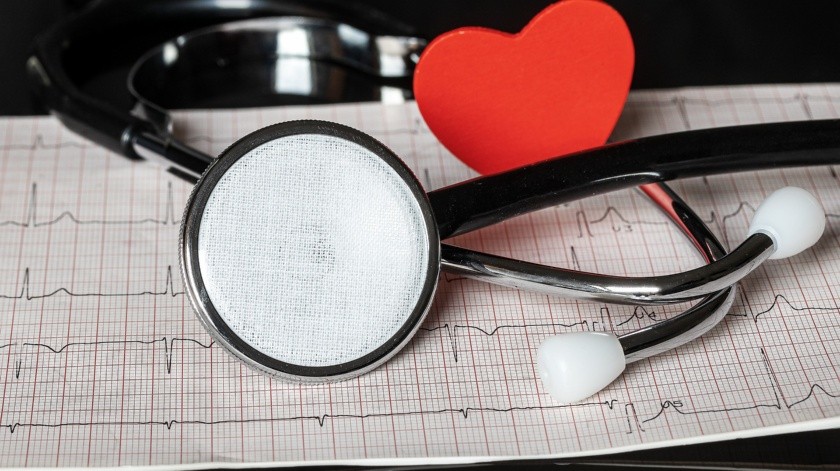 Las personas como diabéticos, hipertensos, enfermos del corazón a con alguna otra enfermedad necesitan seguir llevando sus tratamientos a pesar del Covid-19.(Pixabay)