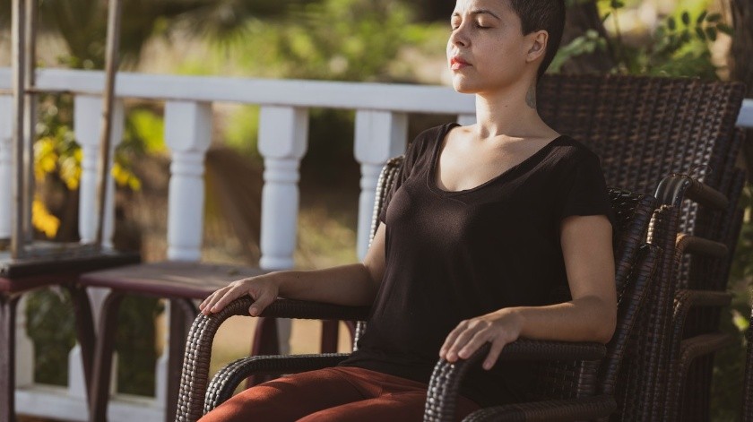 Un estudio demostró que el mindfulness y la meditación podrían ser aliados para combatir el cáncer de mama.(Pexels)