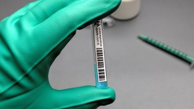 Pfizer se encargará de congelar vacuna en México hasta el punto de vacunación