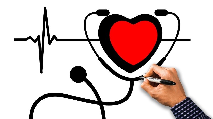 Controlar los factores de riesgo puede ser de beneficio para la salud cardiovascular.(Pixabay)