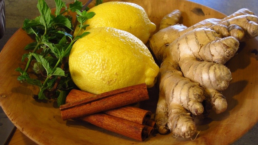 Algunos ingredientes naturales forman parte de remedios para aliviar enfermedades.(Pixabay)