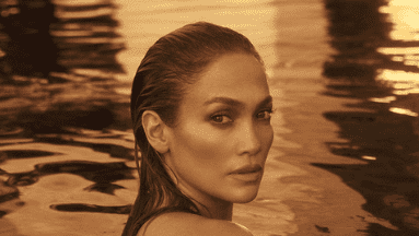 Jennifer Lopez se desmaquilló en vivo en Instagram e impactó a todos con su piel
