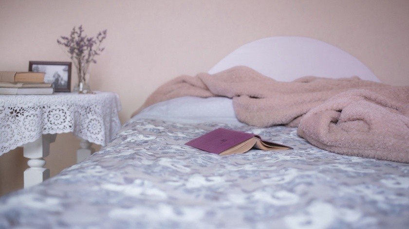 Aquellas personas que no duermen bien o lo suficiente tienen mayor posibilidad de enfermarse después de estar expuesta a un virus como por ejemplo el resfriado común.(Pixabay.)