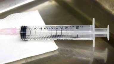 Vacuna aplicada en ratones podría ser eficaz para la esclerosis múltiple