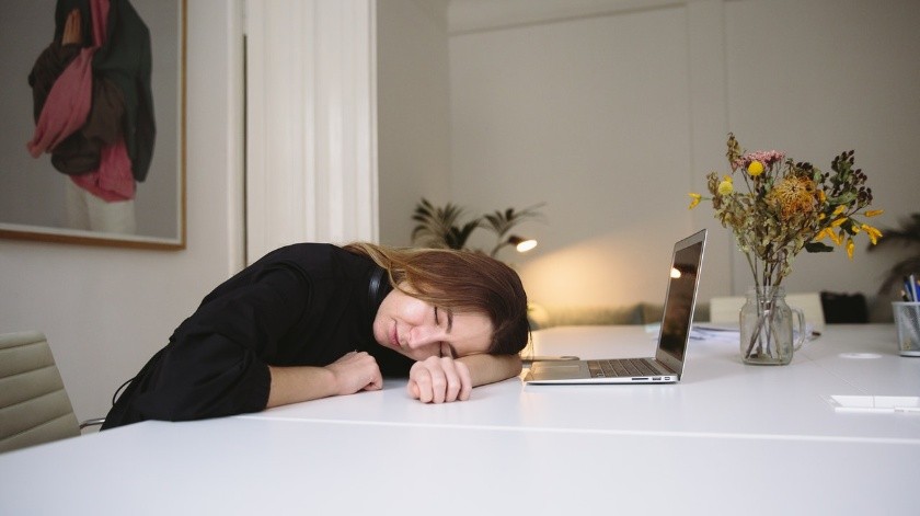 Es importante considerar algunos factores para que la siesta sea de beneficio.(Pexels)