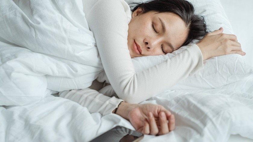 Al momento de dormir es importante cuidar algunos factores para que el sueño sea de calidad.(Pexels)