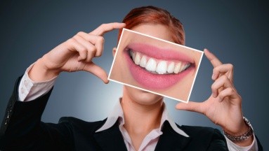 ¿Cómo podemos evitar que se forme una caries dental?