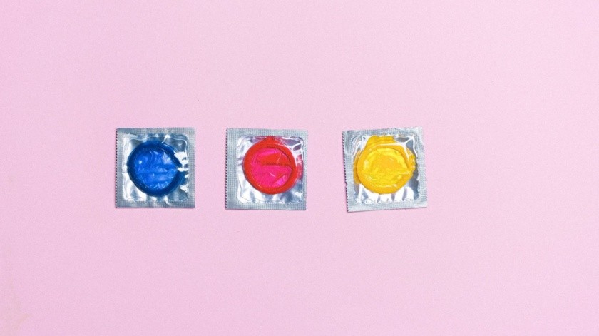 El uso de preservativos ayuda a protegerse de las ETS.(Pexels)