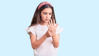 ¿La artritis puede afectar también a niños?