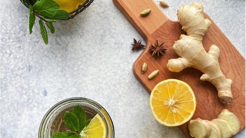 El limón y el jengibre son ingredientes naturales con muchas propiedades.(Pexels)