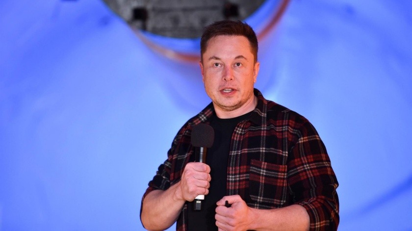 En el programa Elon Musk se rio de sí mismo por su tono de voz monótono, su afición a causar revuelo en las redes sociales y  hasta por el nombre de su hijo, llamado X Æ A-12.(EFE.)