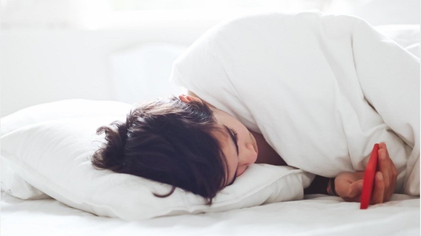 Dormir mal aumentaría el riesgo de deterioro cognitivo entre los latinos.(Unsplash)