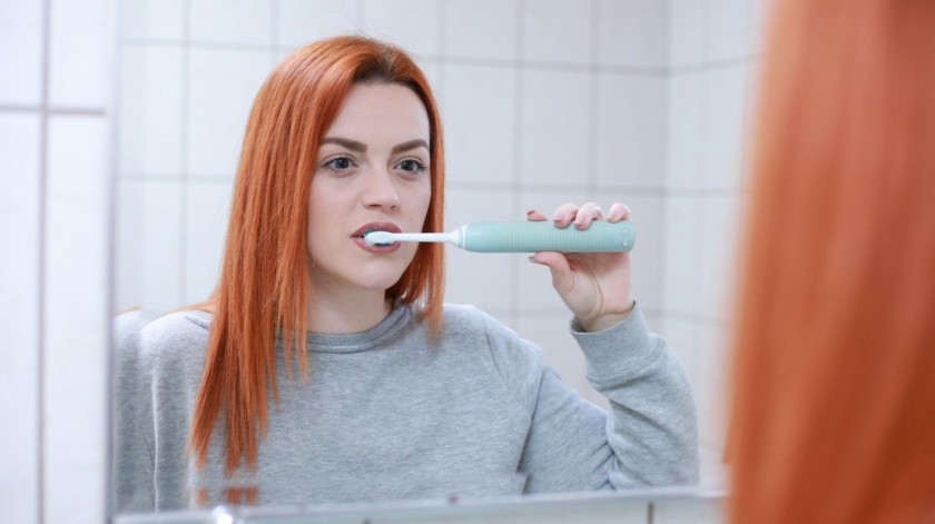 Hay que tener buenos hábitos de higiene para mantener los dientes saludables.(Pixabay.)