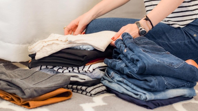 Las manchas de la ropa pueden salir fácilmente con productos que tienes en casa.(Unsplash)