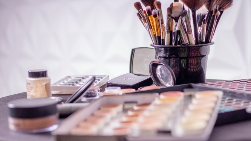 La FDA comparte algunos consejos de belleza para cuidar la piel y el maquillaje.(Pexels)