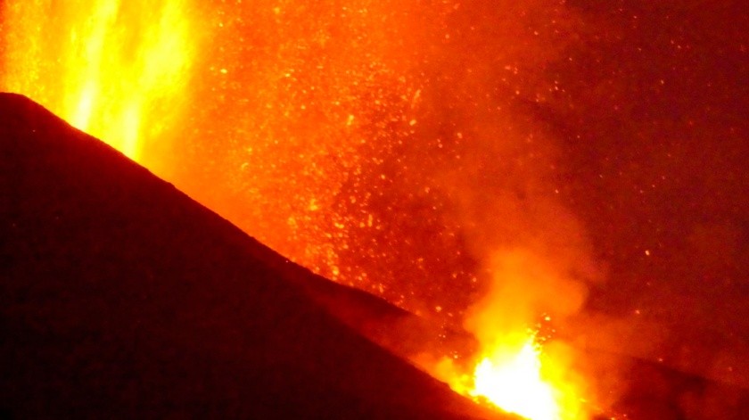 Problemas en los pulmones parte de los efectos de las erupciones volcánicas.(EFE.)