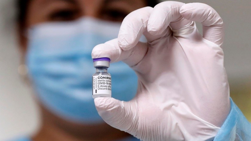 La EMA recomienda una dosis de refuerzo a la población general con la vacuna anticovid de Pfizer(EFE)