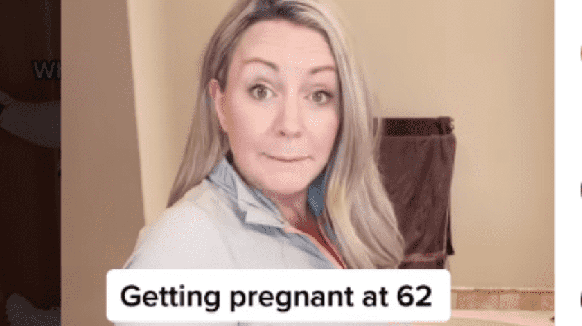La mujer de 62 años ha compartido en redes sociales parte de su embarazo.(Captura)