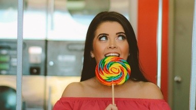 Cambios de humor y 6 señales más que indican que consumes demasiada azúcar
