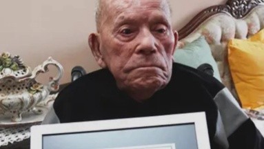 El hombre más viejo del mundo muere antes de cumplir 113 años