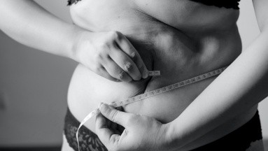 Riesgo de obesidad y sobrepeso, ¿cómo saber cuántos kilos debes perder?