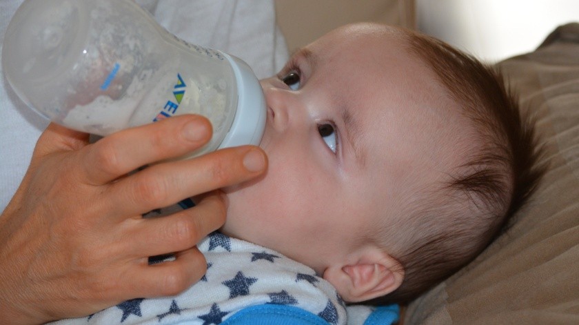 Los bebés a veces no consumen suficiente cantidad de vitamina D.(Pixabay)