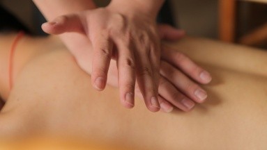 Los cuatro masajes más comunes y beneficios que te aportan