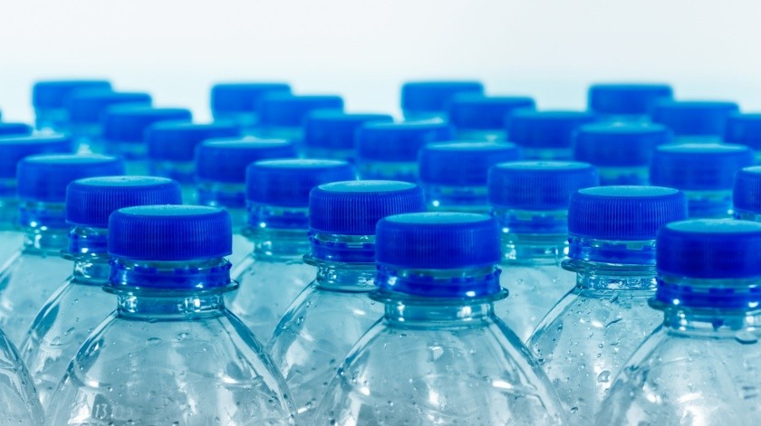 Estudios sobre el uso de botellas de agua reutilizables han surgido.(Pixabay.)