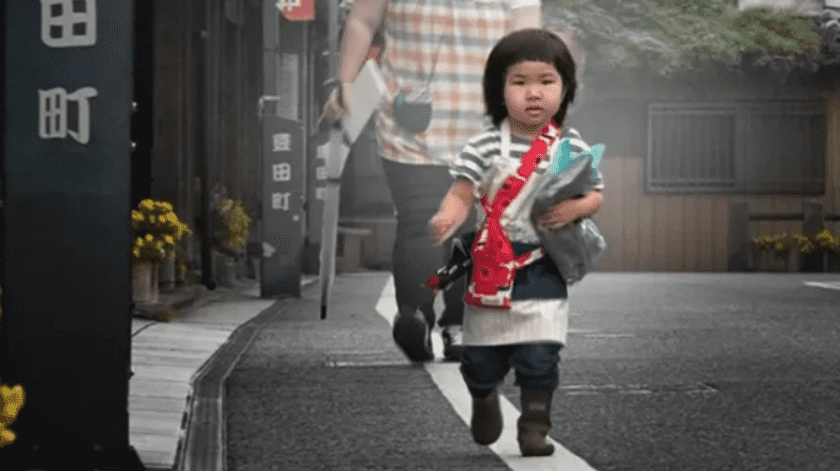 Niños japoneses de 2 o 3 años salen solos a las calles en la serie 'Mi primer mandado'.(Internet)
