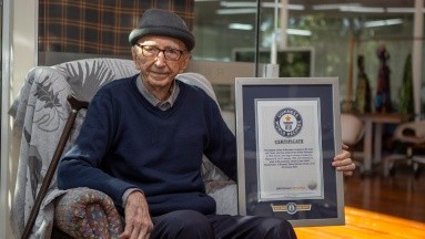 El brasileño de 100 años que rompió el récord como el 'empleado más antiguo del mundo'