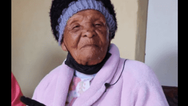 Mujer de 128 años comparte el secreto de su longevidad: Se trata de espinacas y leche 