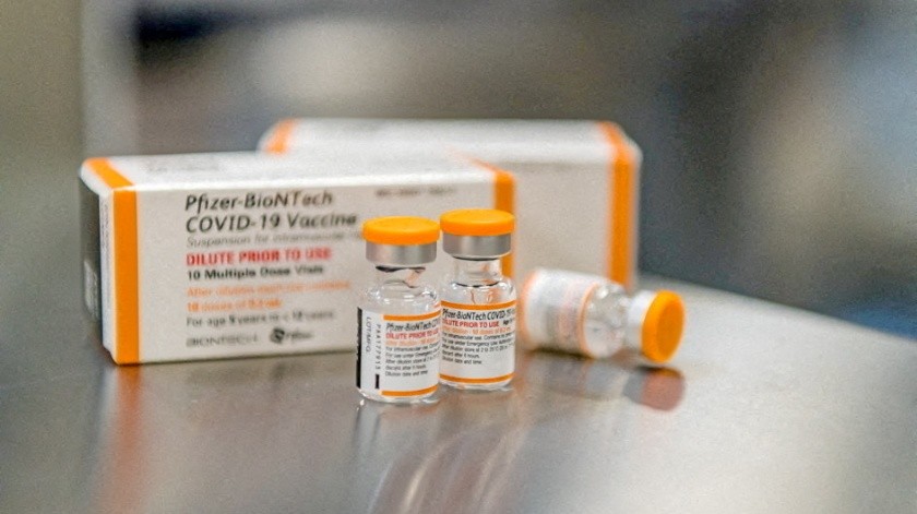 Una dosis de refuerzo de la vacuna de Pfizer contra el Covid-19 podrá aplicarse a niños de 5 a 11 años.(VIA REUTERS, X80001)