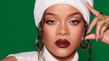 Rihanna da la bienvenida a su primer hijo; se convierte en madre de un varón