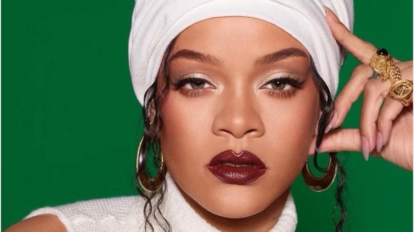 La cantante Rihanna ya habría recibido a su primer hijo.(Instagram)