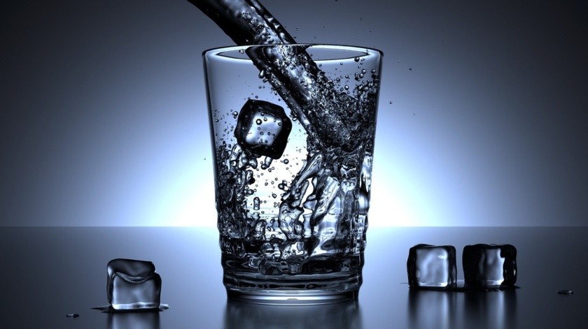 Especialistas tienen registro de pocos casos relacionados entre infartos y la ingesta de bebidas frías.(Pixabay)