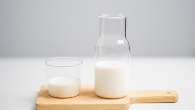 Leche que no es leche: Profeco detecta irregularidades en productos lácteos en México