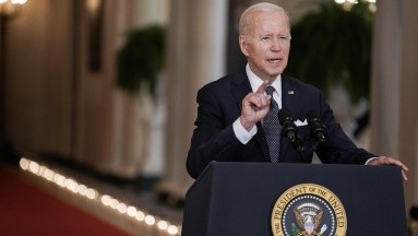 Joe Biden pide una prohibición nacional de las armas
