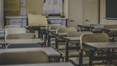 Profesor de primaria es acusado de abuso sexual en contra de una alumna en Jilotepec