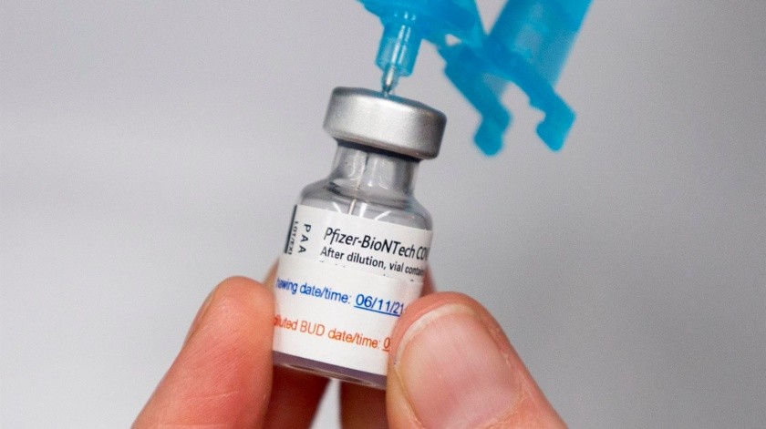 La FDA aprobó las vacunas de Pfizer y Moderna para niños a partir de los 6 meses.(EFE)