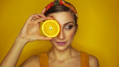 Vitamina C: ¿Cuáles son sus efectos positivos en el rostro?