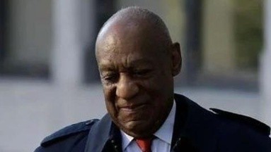 Bill Cosby abusó sexualmente de una mujer cuando ella tenía 16 años en la Mansión Playboy