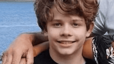 Joven de 14 años muere de manera repentina tras colapsar en clase