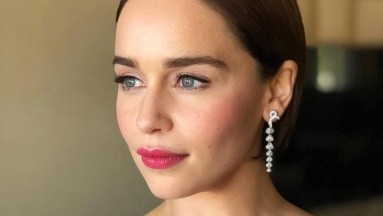 Emilia Clarke confiesa que una parte de su cerebro murió al sufrir dos aneurismas